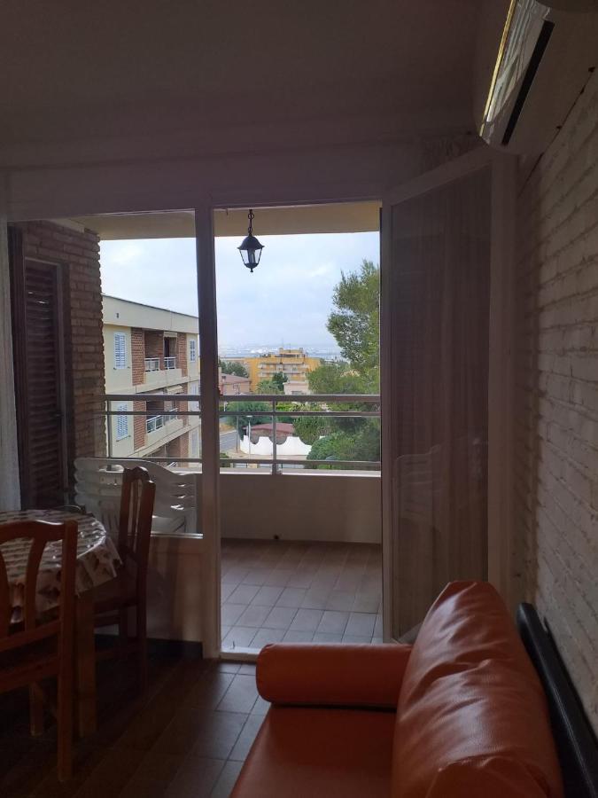 Appartamento Apartamento Vistas Al Mar De La Pineda Salou Esterno foto