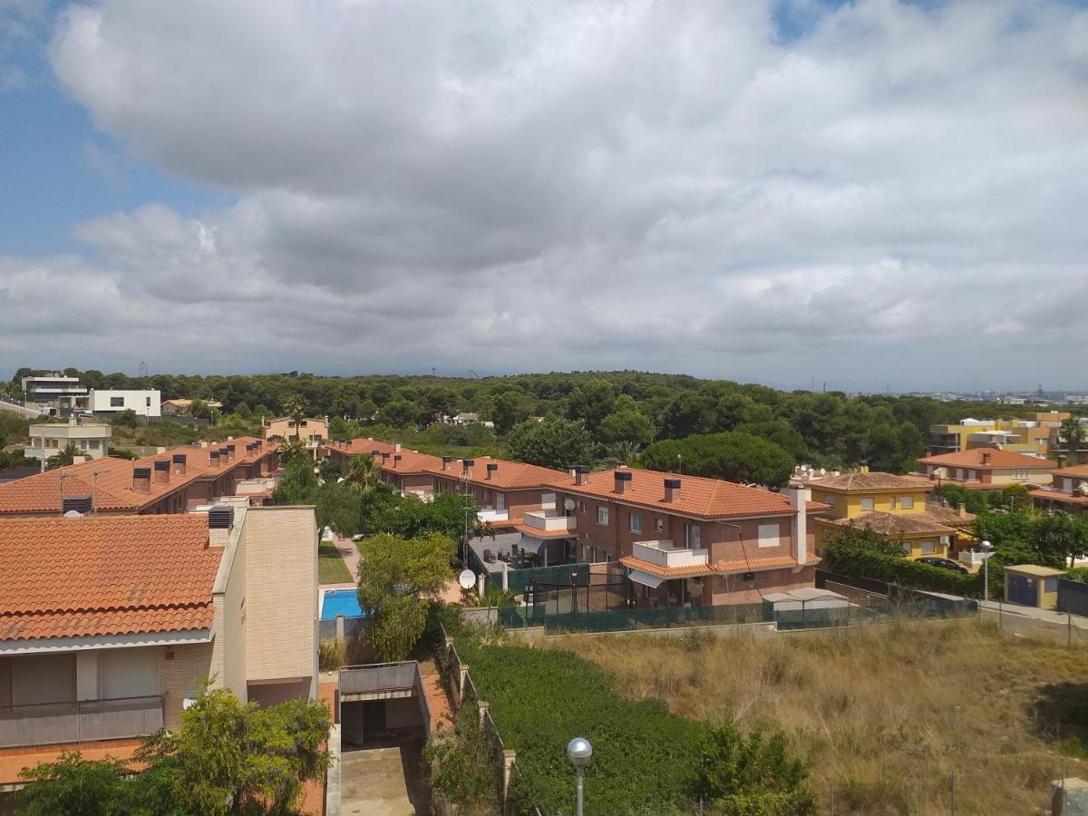 Appartamento Apartamento Vistas Al Mar De La Pineda Salou Esterno foto