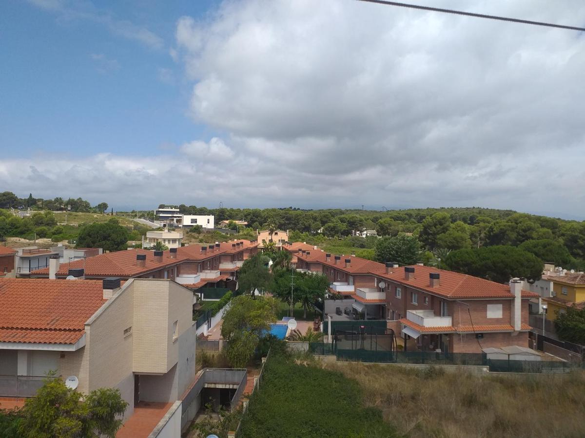 Appartamento Apartamento Vistas Al Mar De La Pineda Salou Esterno foto